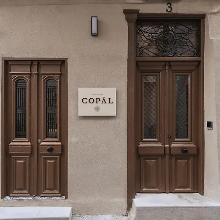 Copal Simple Staying * La Canea