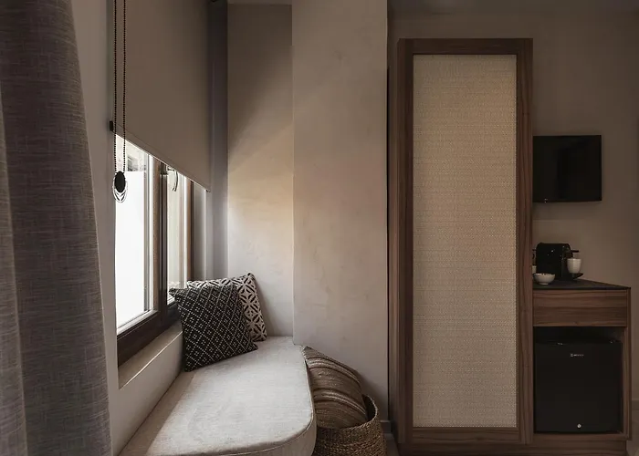 Copal Simple Staying