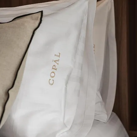 Copal Simple Staying La Canea